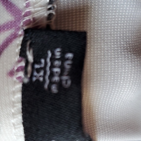 Lily by Firmiana oversized lavender and floral tunic XL - Picture 3 of 10